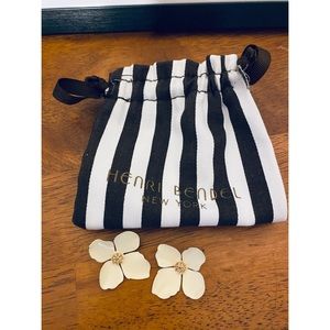 Henri Bendel Flower Earings